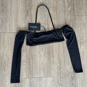 PrettyLittleThing Elegant Black Off-Shoulder Blouse